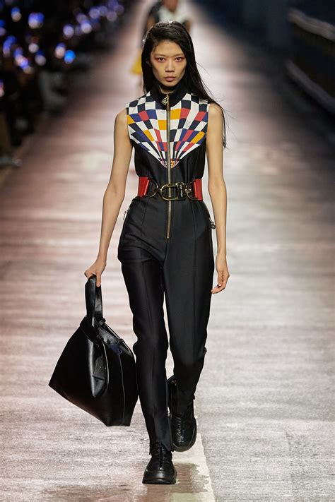 louis vuitton women's winter 2023